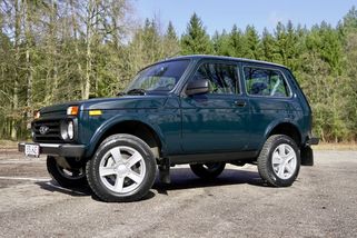 Lada Niva se vykašlala na svůj ruský původ, bude se vyrábět jinde. Mohla by se tak vrátit do Česka, známe i předpokládanou cenu - Garáž.cz